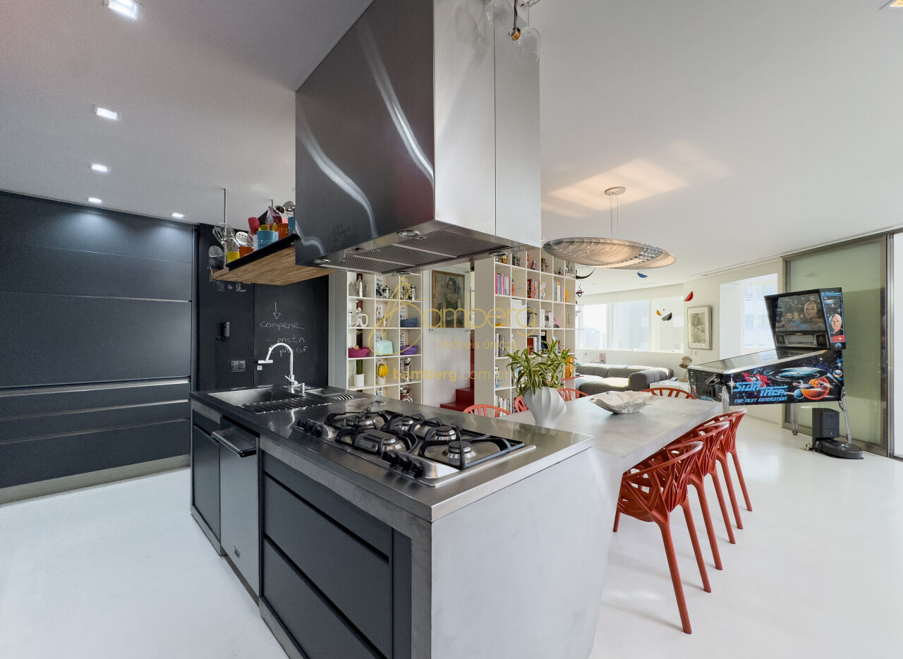 Apartamento no bairro Moema - São Paulo