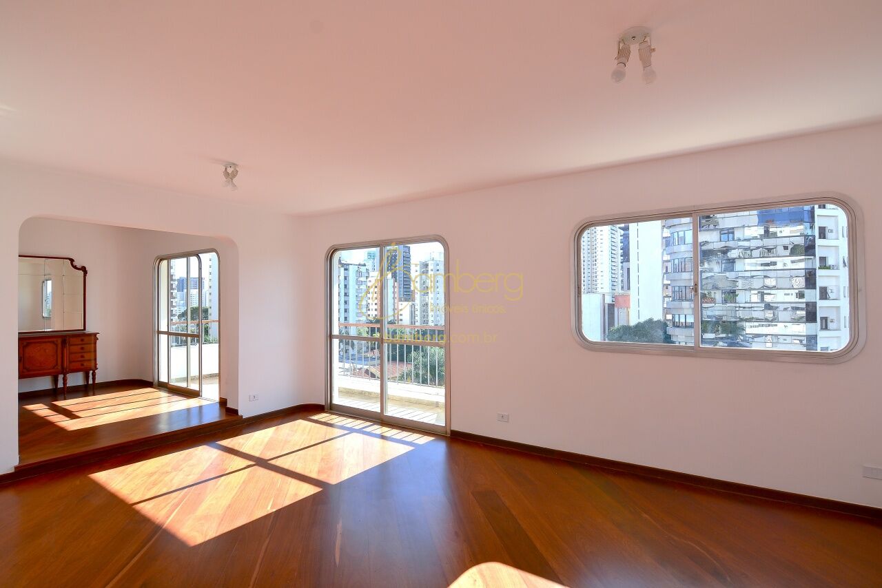 Apartamento no bairro Campo Belo - São Paulo