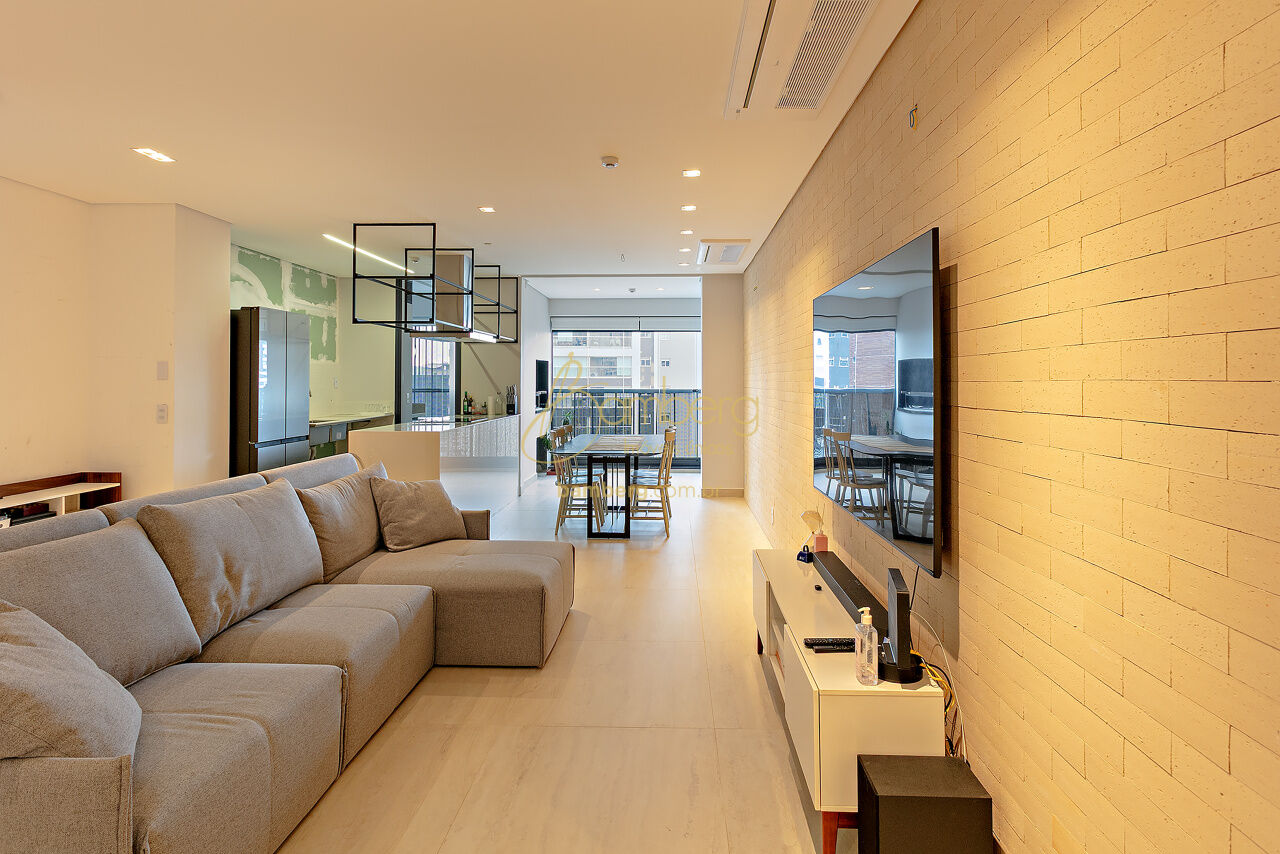 Apartamento no bairro Jardim das Acácias - São Paulo