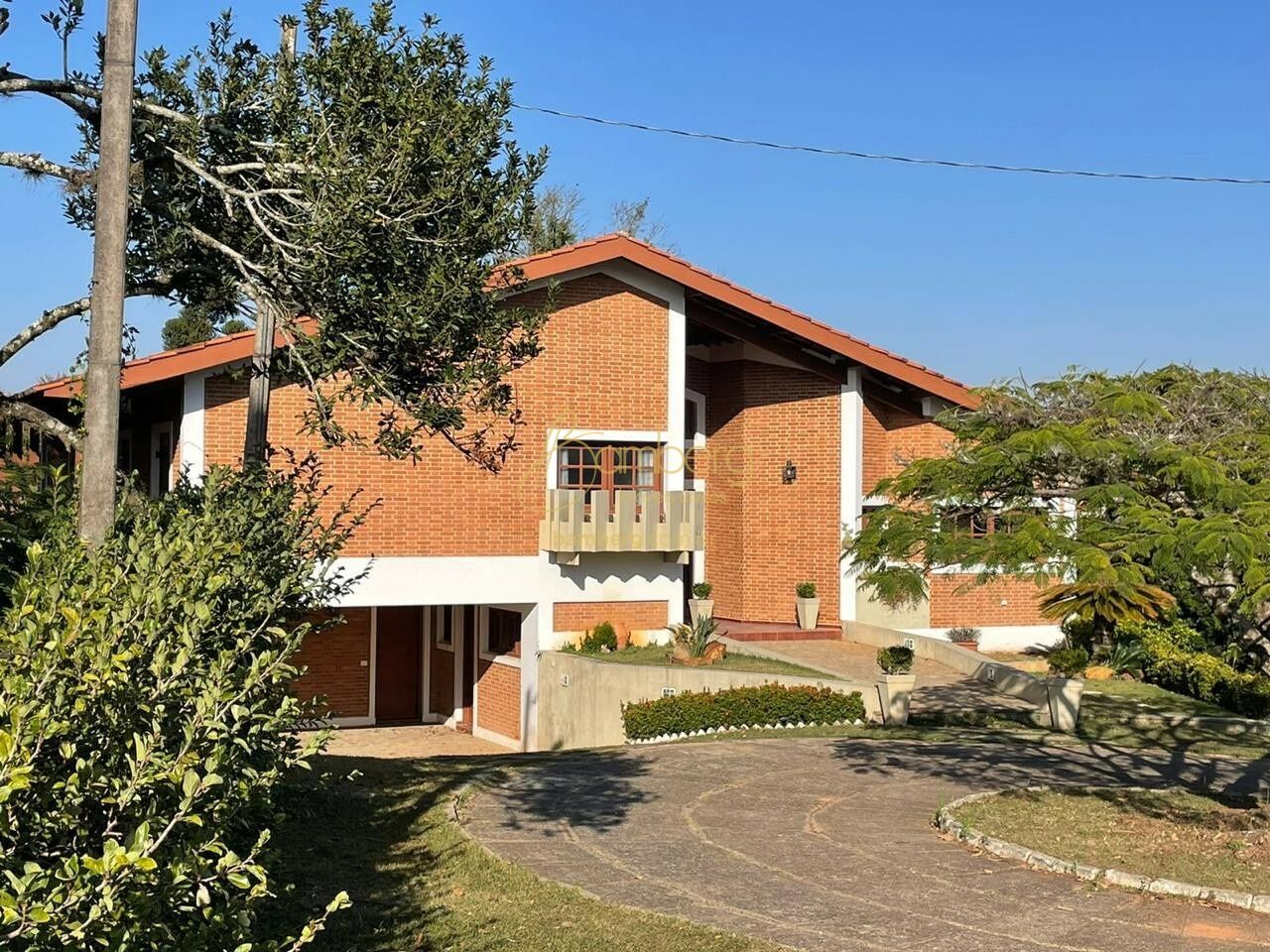 Casa no bairro Parque das Laranjeiras - Itatiba