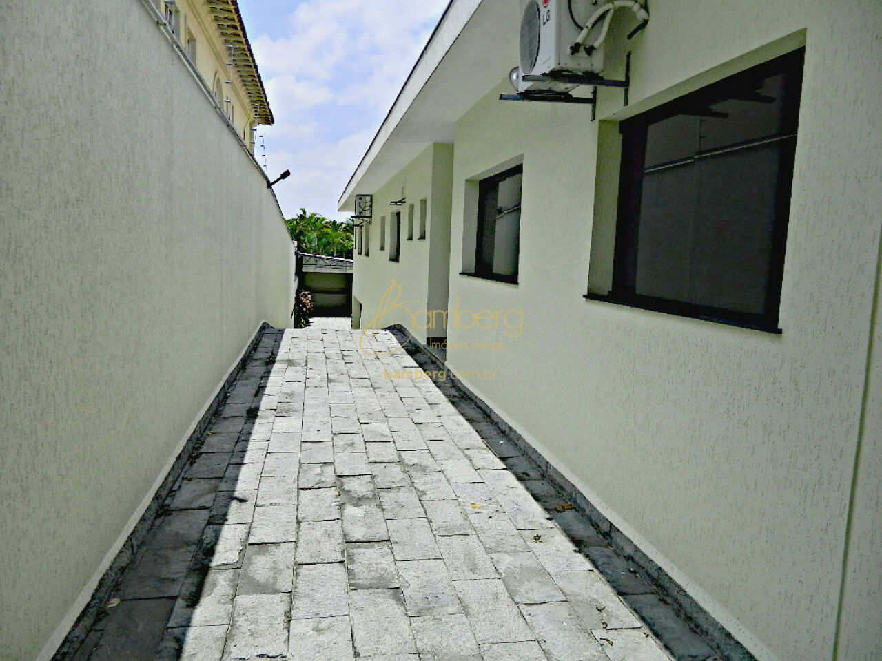 Comercial no bairro Moema - São Paulo