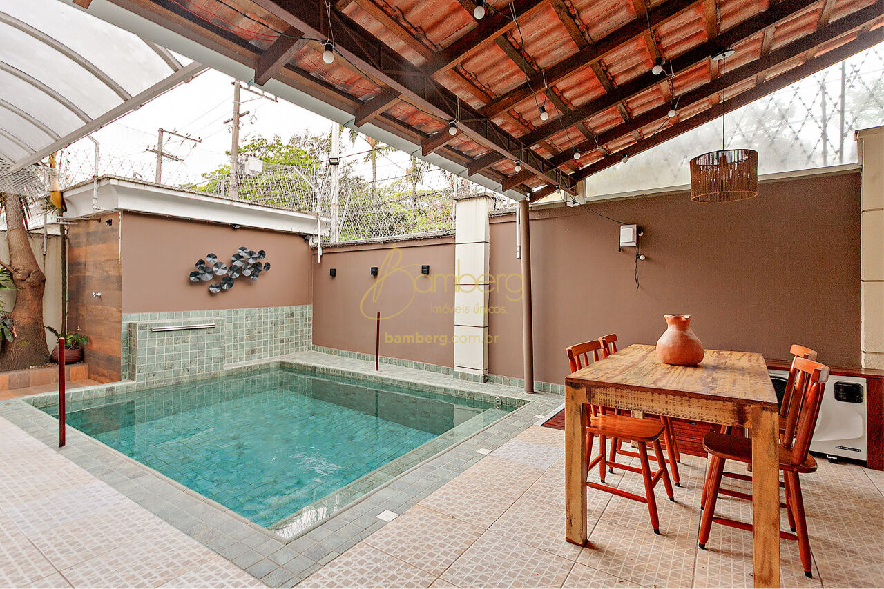 Casa no bairro Jardim Cordeiro - São Paulo