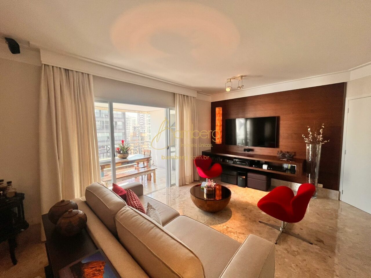 Apartamento no bairro Moema - São Paulo