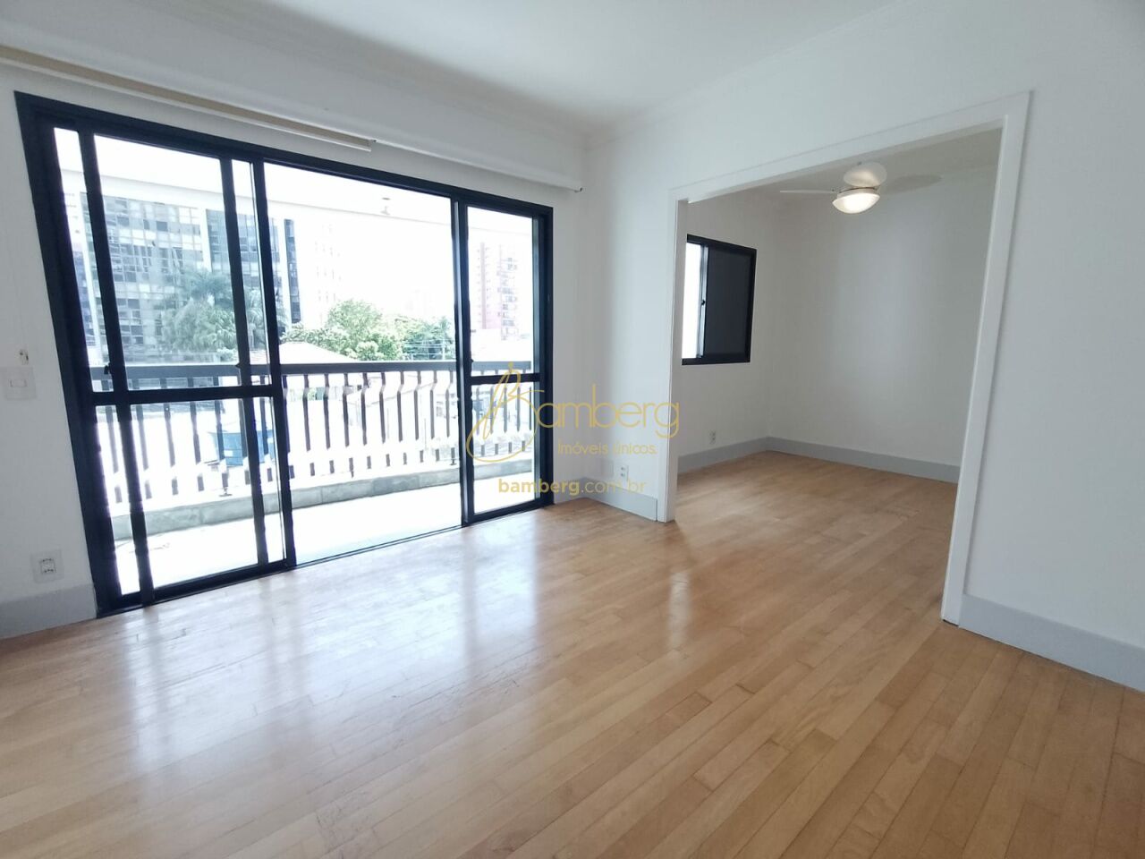 Apartamento no bairro Chácara Santo Antônio  - São Paulo