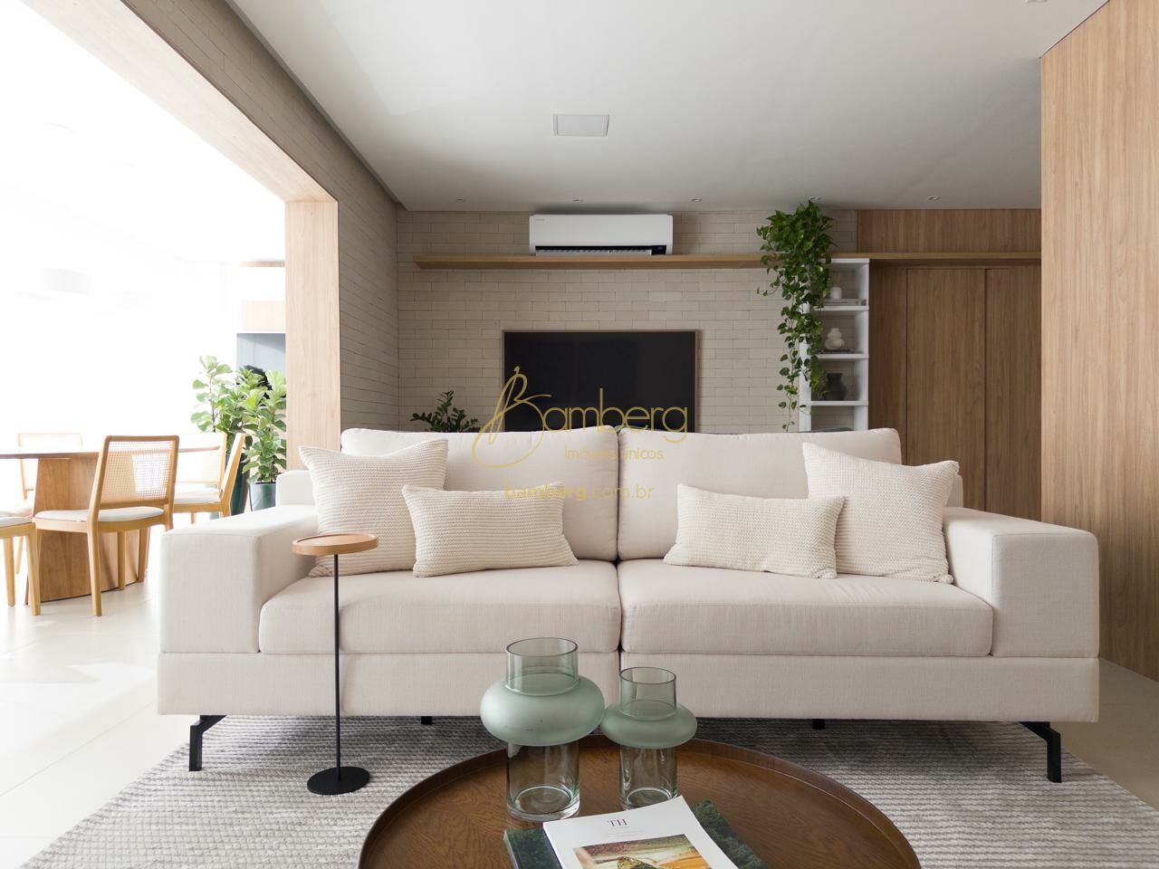 Apartamento no bairro Granja Julieta - São Paulo