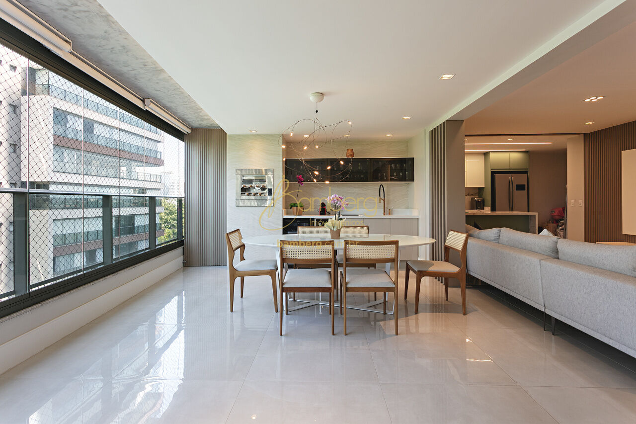 Apartamento no bairro Brooklin Novo - São Paulo