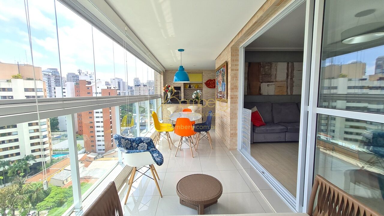 Apartamento no bairro Campo Belo - São Paulo