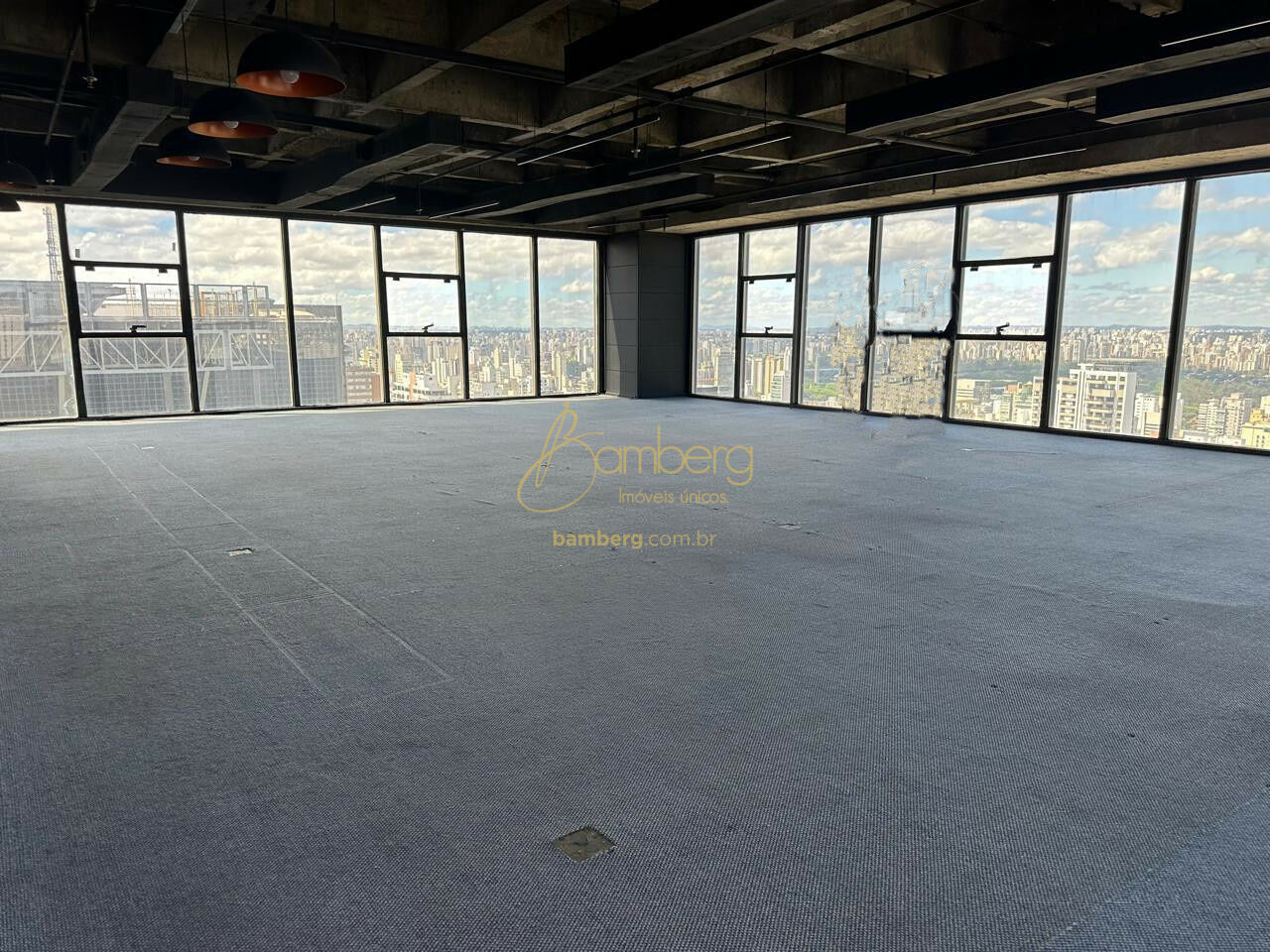 Comercial no bairro Bela Vista - São Paulo