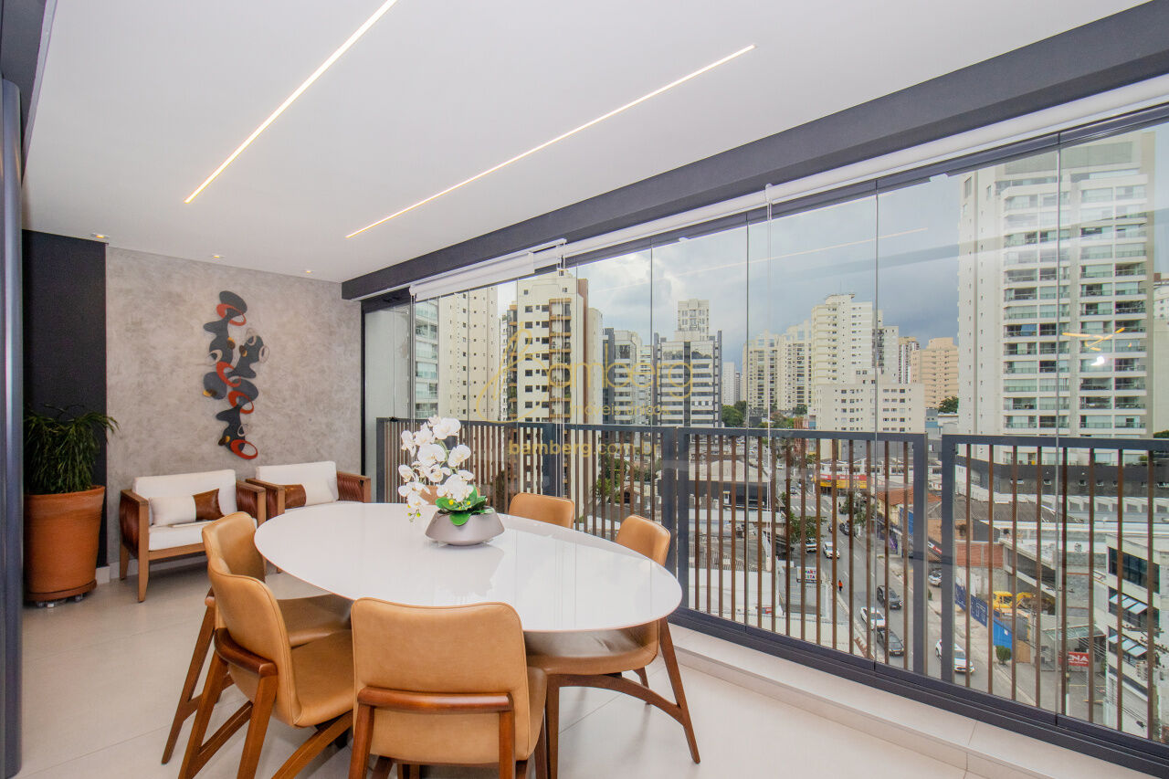 Apartamento no bairro Moema - São Paulo