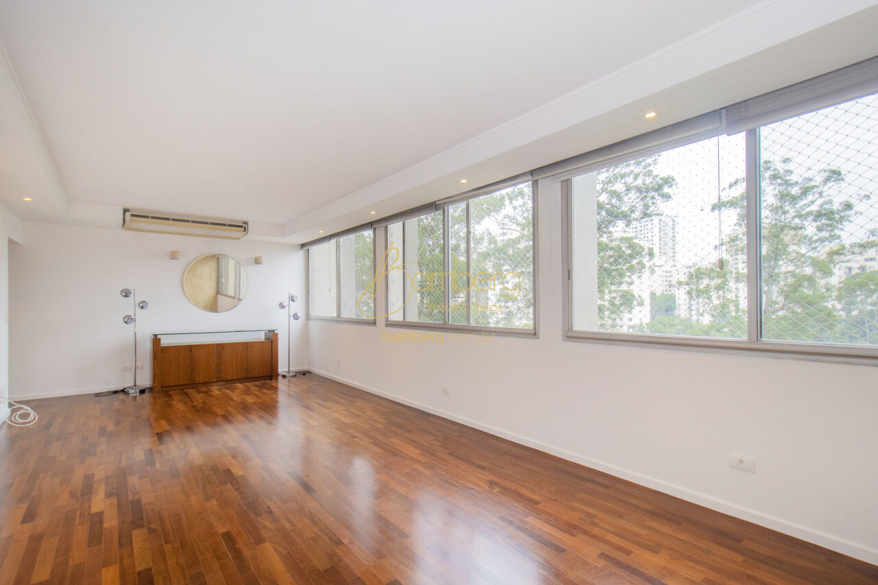 Apartamento no bairro Morumbi - São Paulo