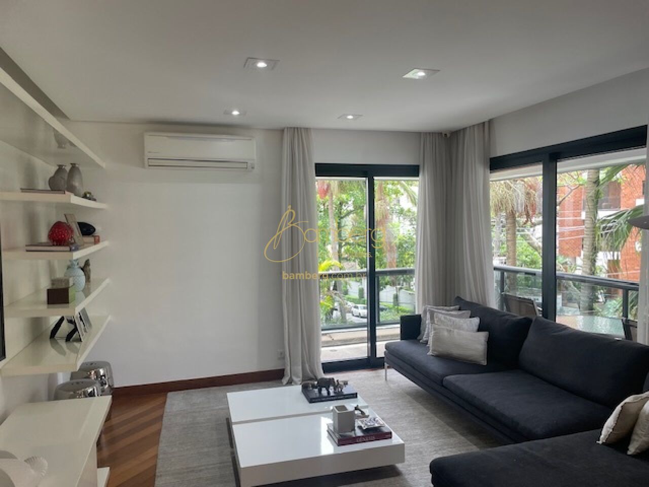 Apartamento no bairro Moema - São Paulo