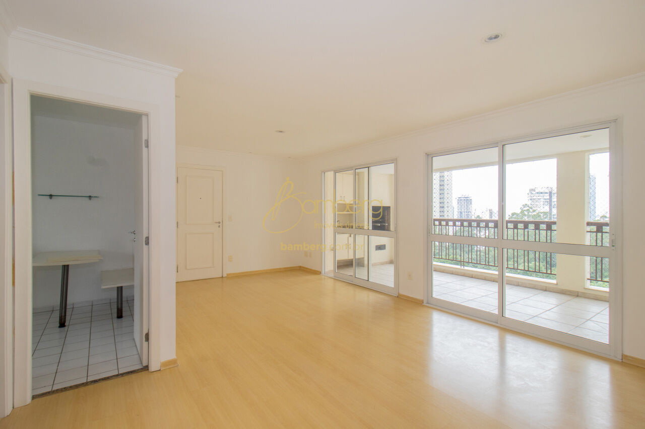 Apartamento no bairro Panamby - São Paulo