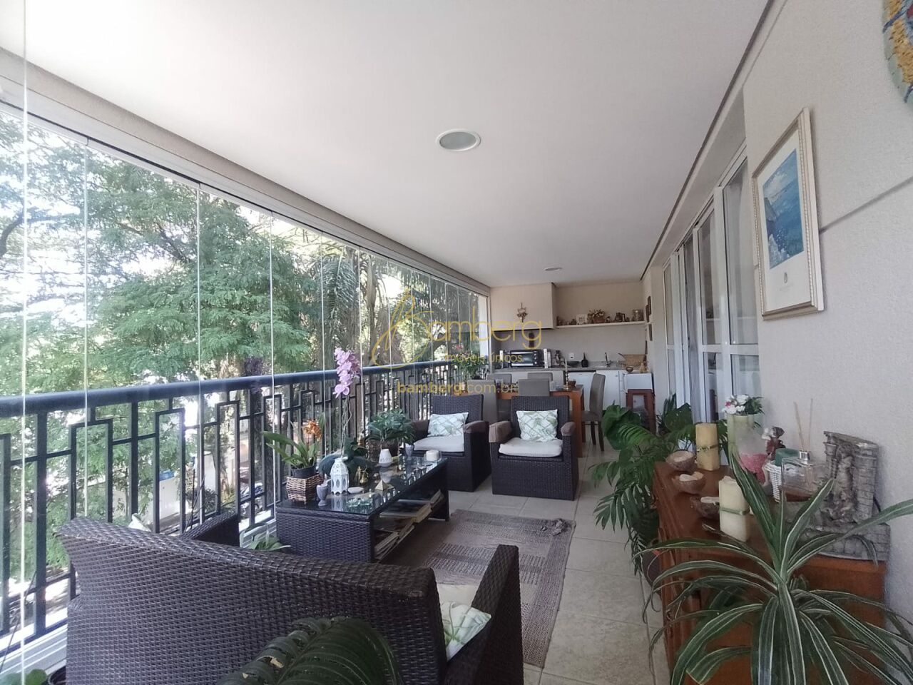 Apartamento no bairro Alto da Boa Vista - São Paulo