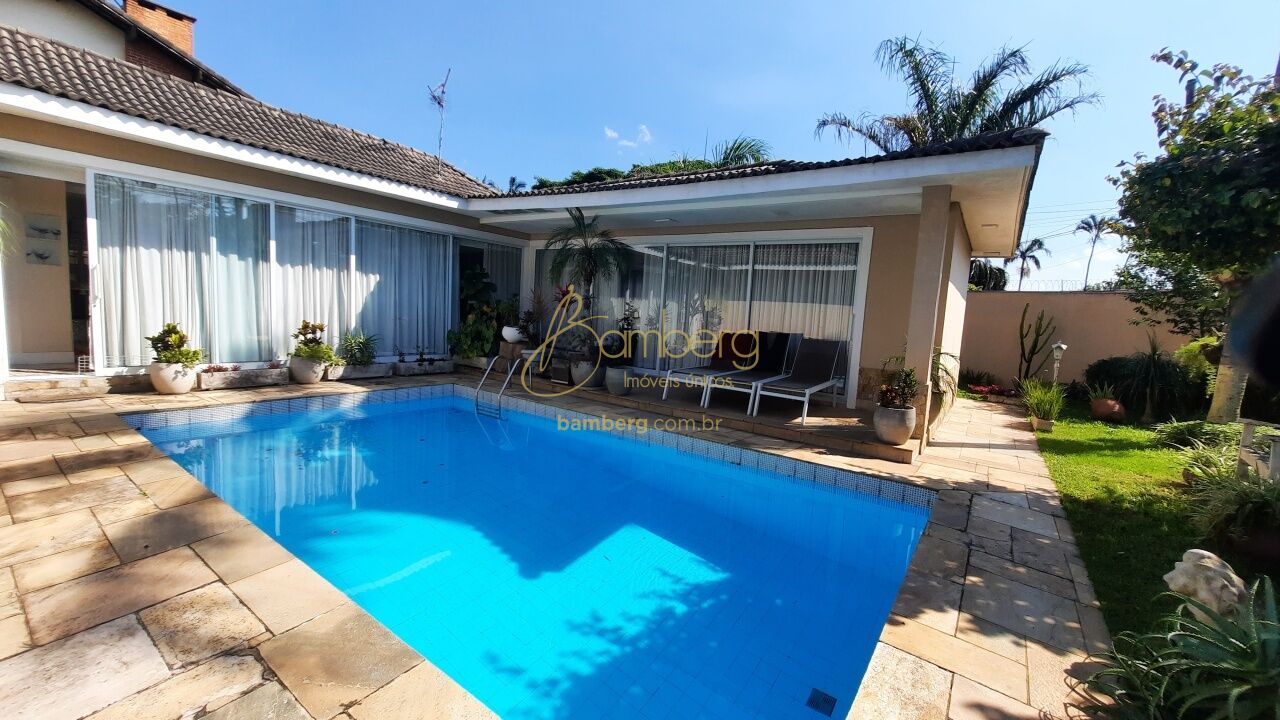 Casa no bairro Interlagos - São Paulo