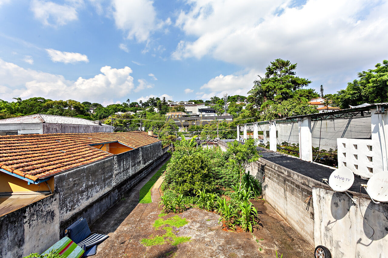 Terreno no bairro Jardim Cordeiro - São Paulo