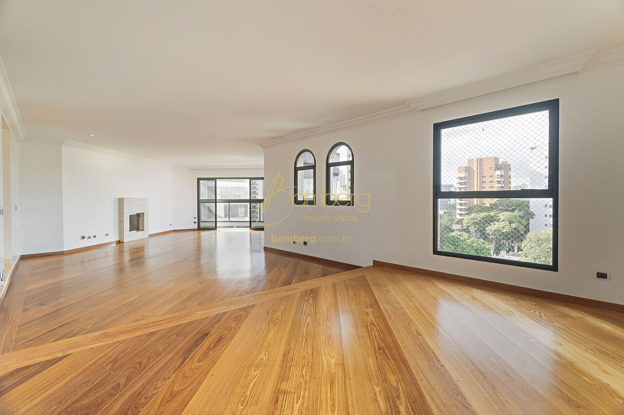 Apartamento no bairro Moema - São Paulo