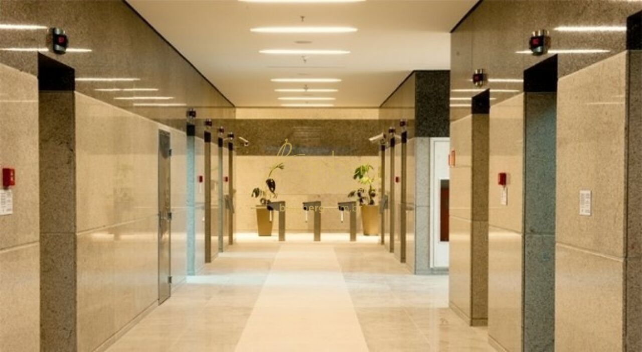 Comercial no bairro Alphaville Empresarial - Barueri