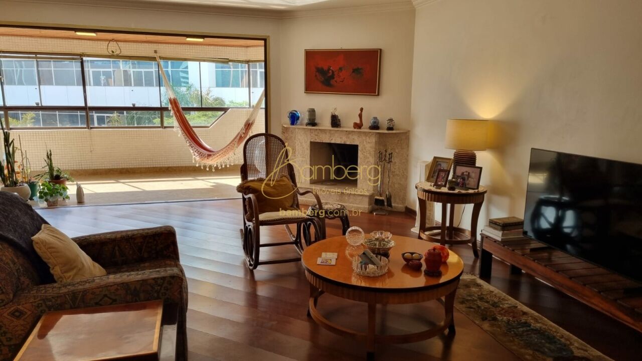 Apartamento no bairro Granja Julieta - São Paulo
