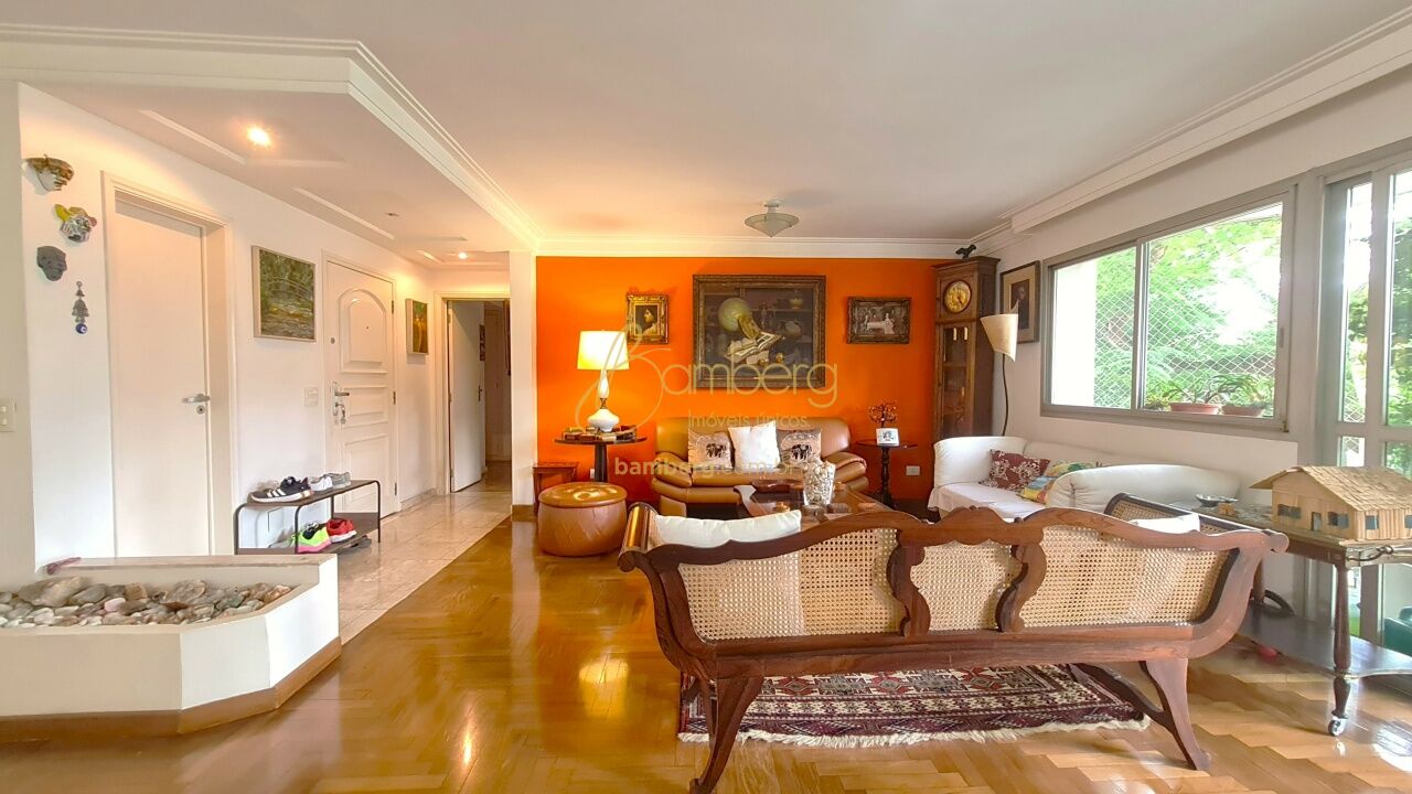 Apartamento no bairro Campo Belo - São Paulo