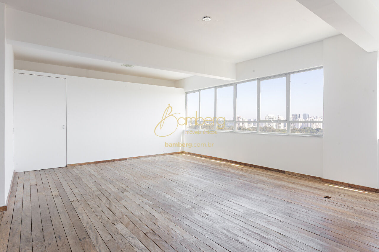 Apartamento no bairro Granja Julieta - São Paulo