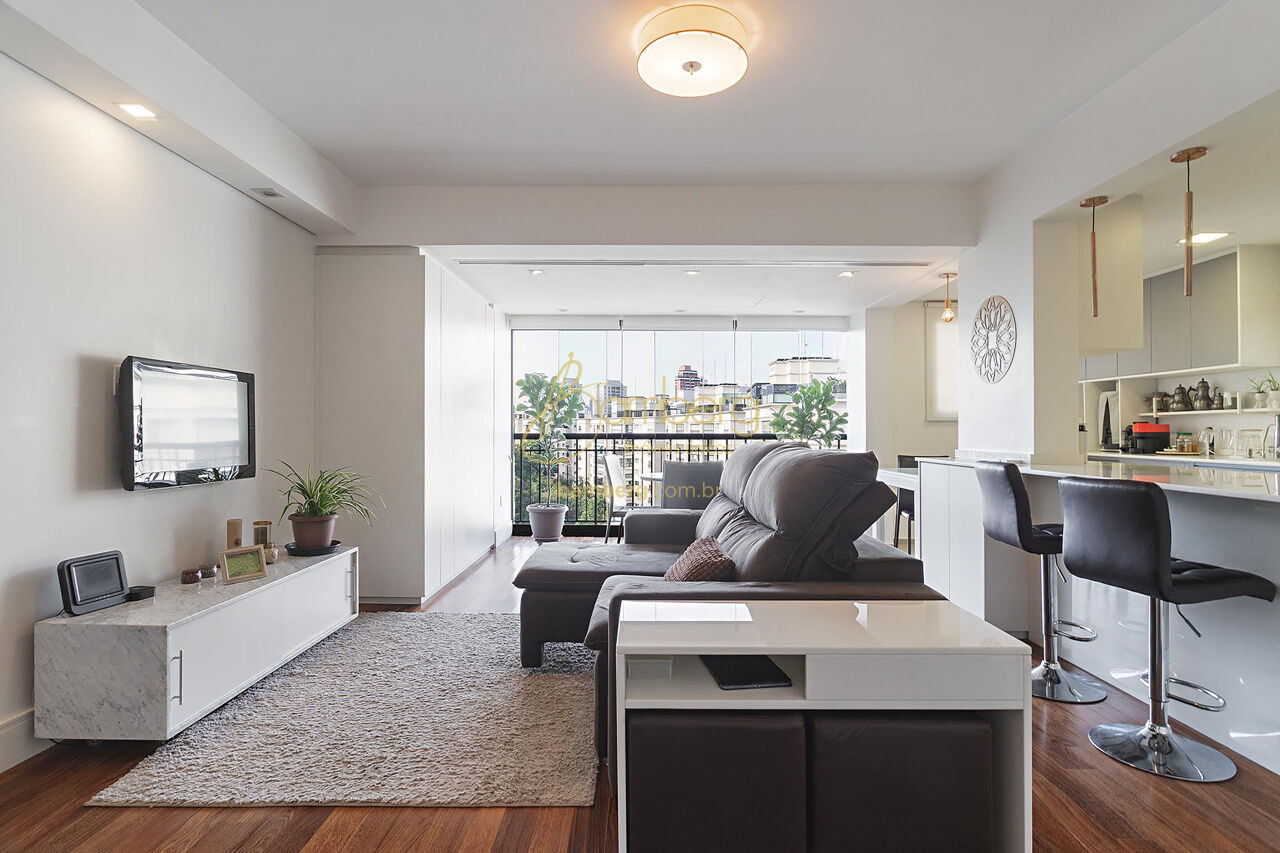 Apartamento no bairro Granja Julieta - São Paulo