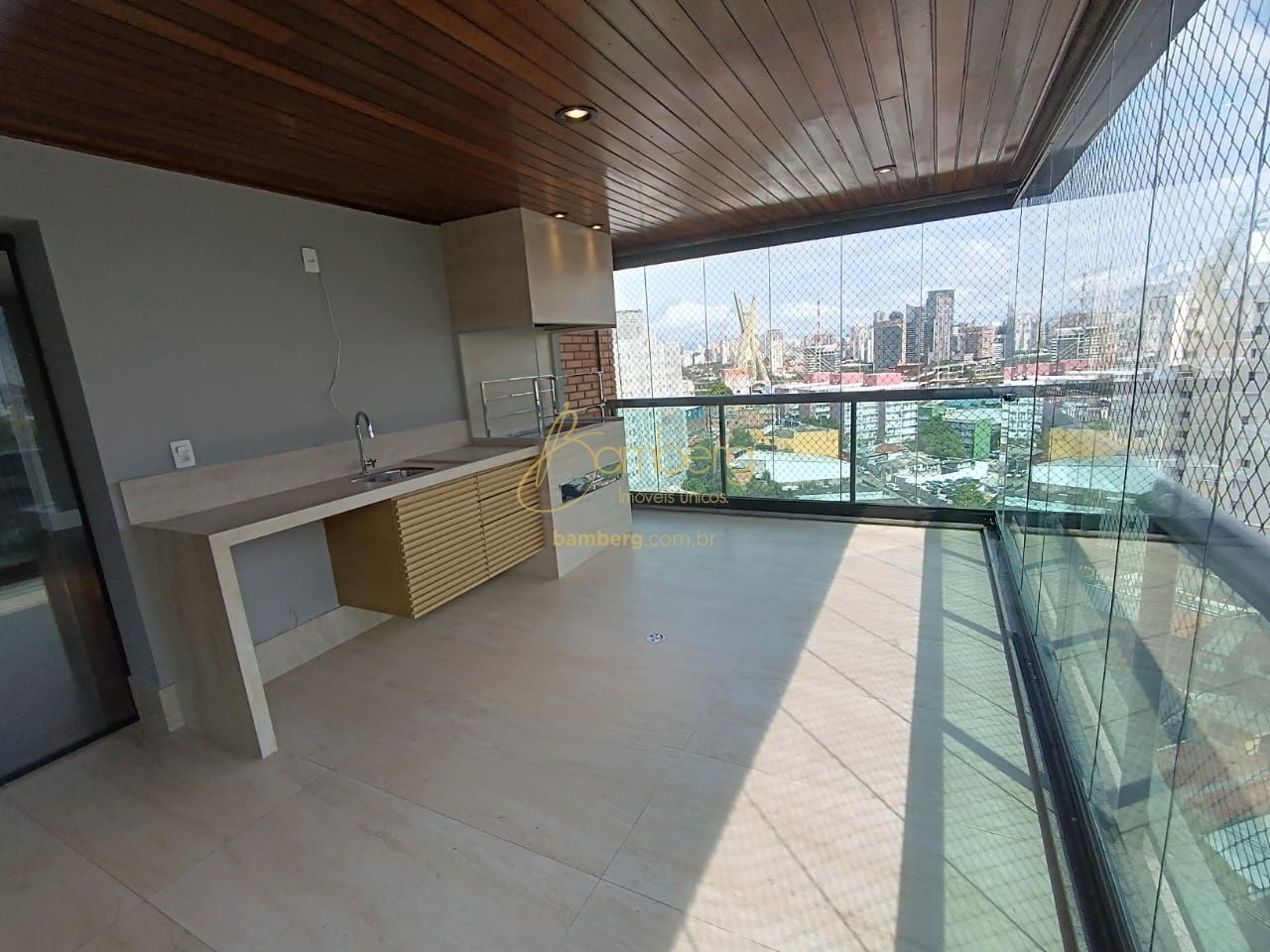 Apartamento no bairro Real Parque - São Paulo