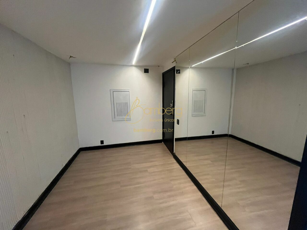 Comercial no bairro Jardim Paulistano - São Paulo