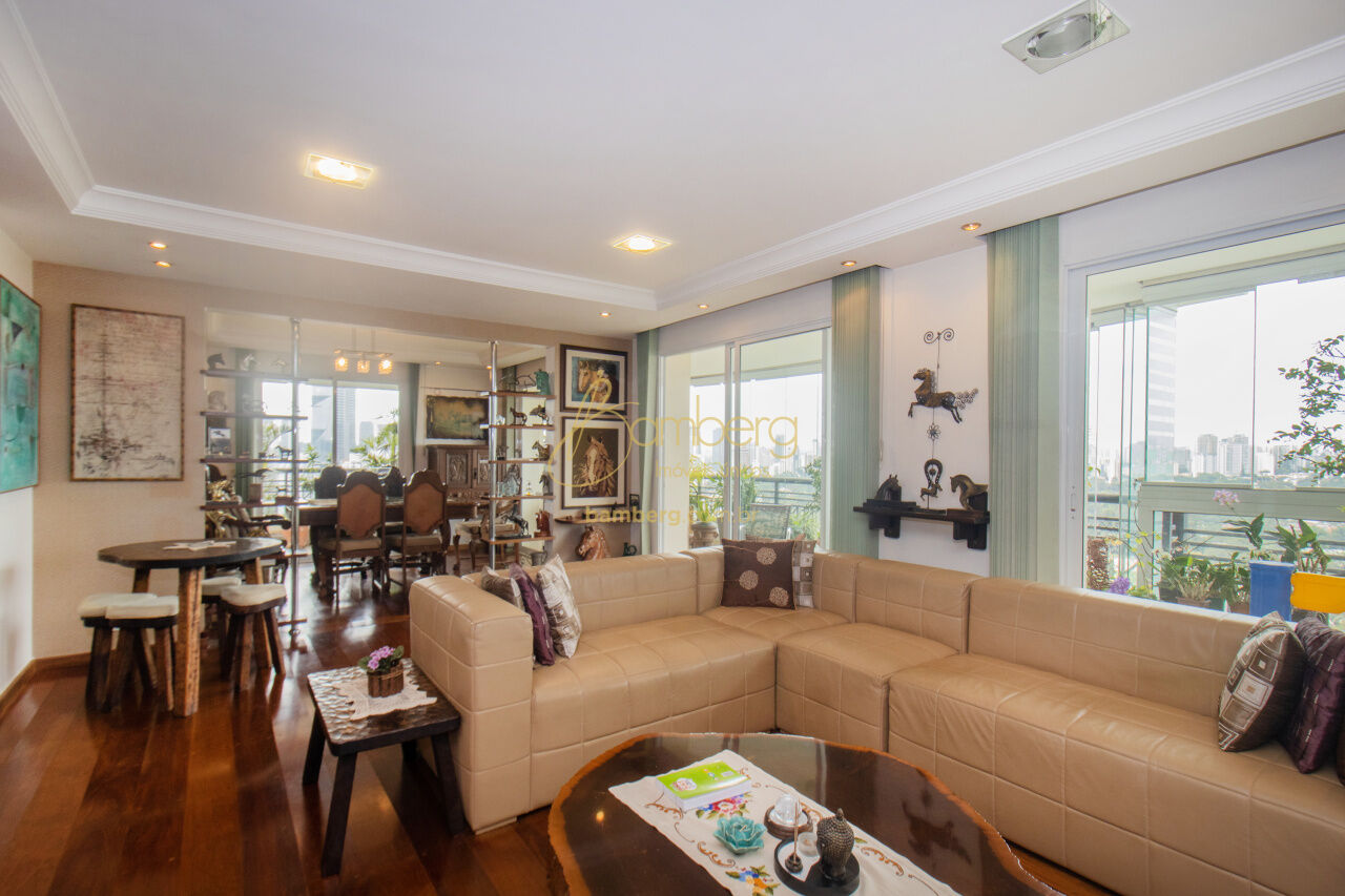 Apartamento no bairro Granja Julieta - São Paulo