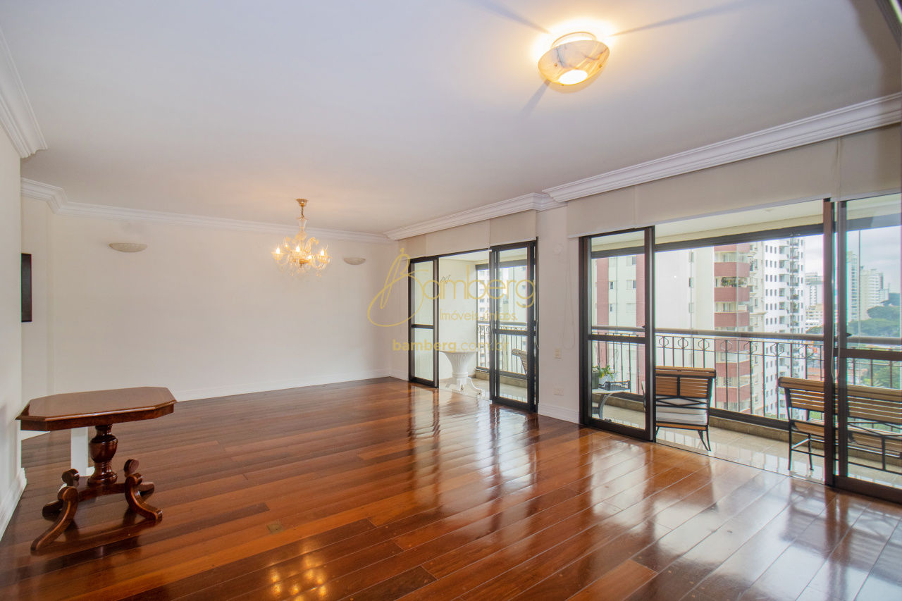 Apartamento no bairro Campo Belo - São Paulo
