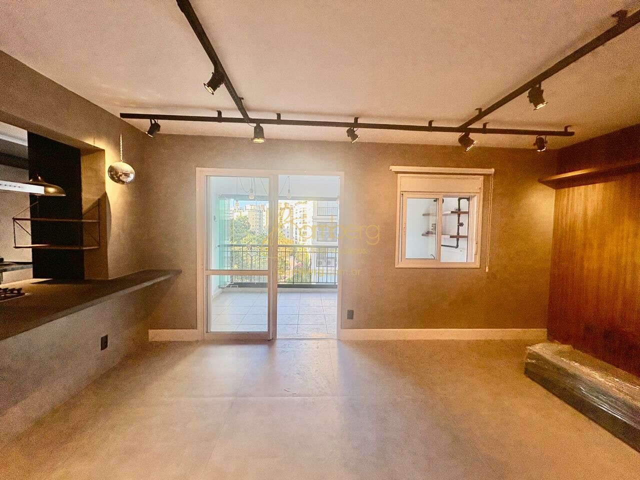 Apartamento no bairro Granja Julieta - São Paulo