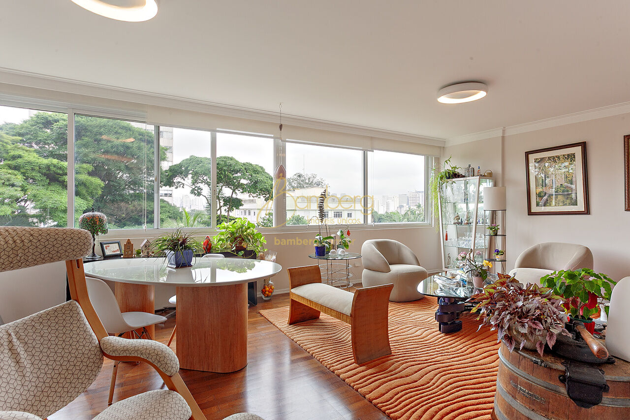 Apartamento no bairro Granja Julieta - São Paulo