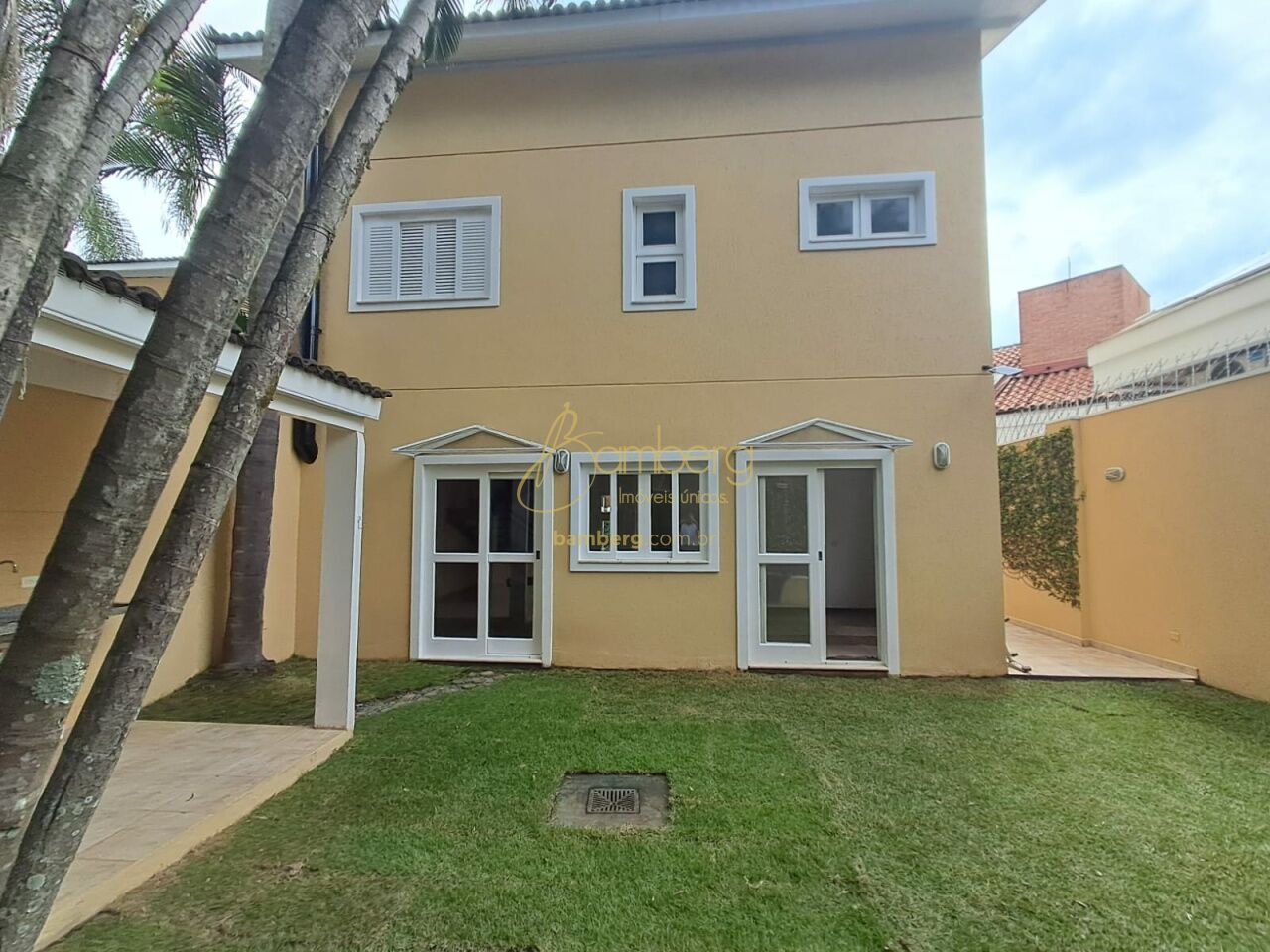 Casa no bairro Jardim Cordeiro - São Paulo