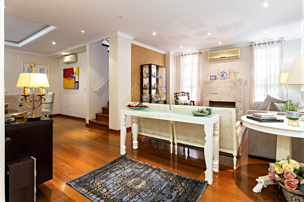 Casa no bairro Alto da Boa Vista - São Paulo