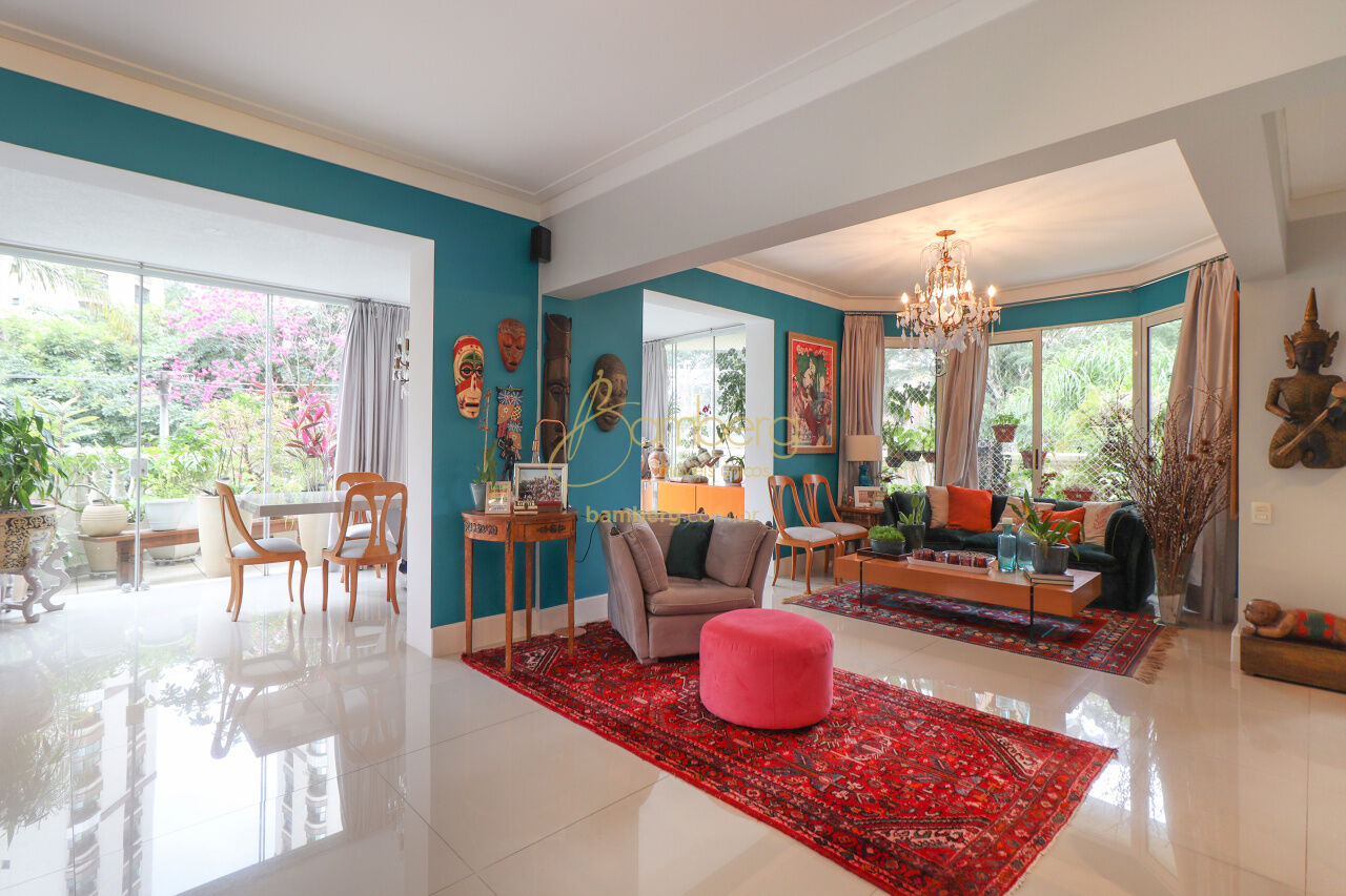 Apartamento no bairro Panamby - São Paulo