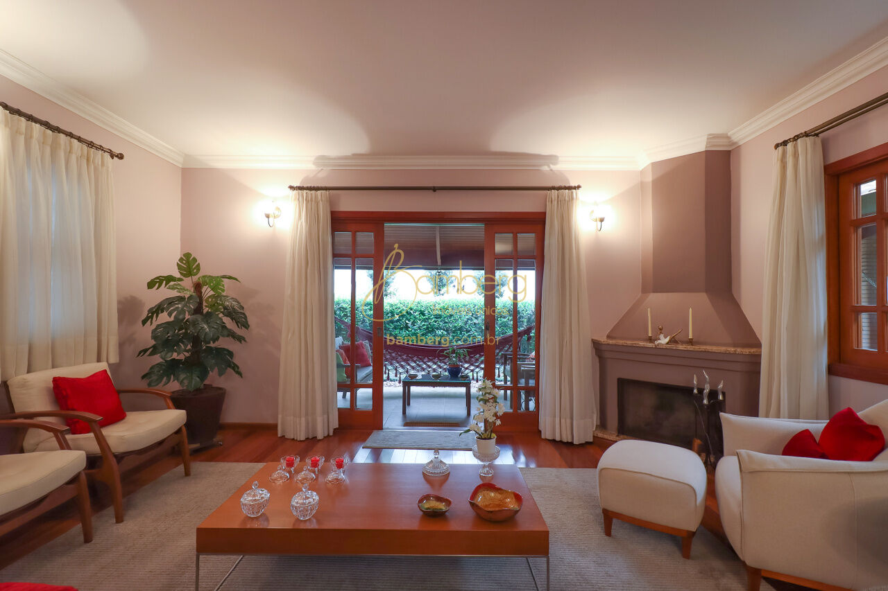 Casa no bairro Super Quadra Morumbi - São Paulo