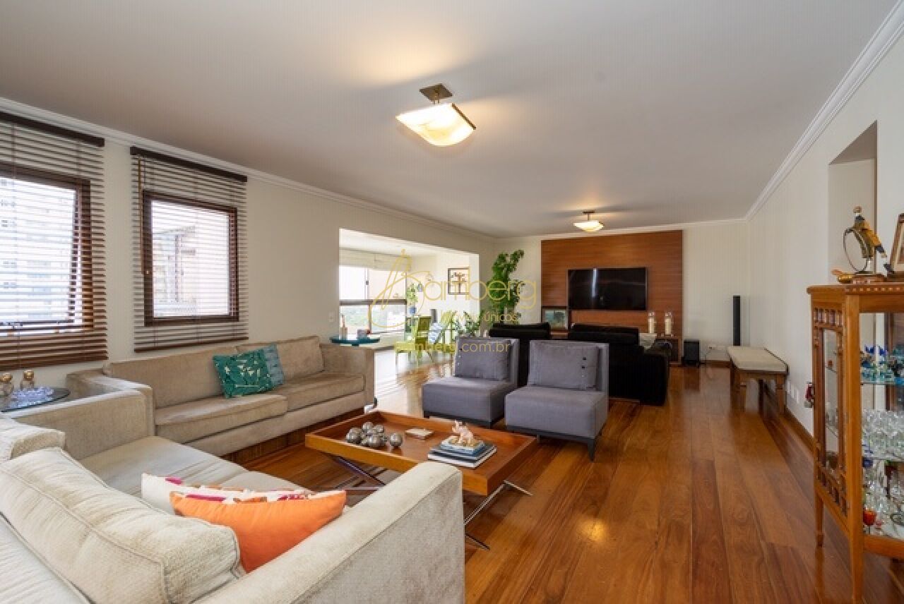 Apartamento no bairro Jardim Monte Kemel - São Paulo