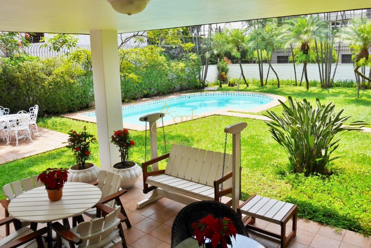 Casa no bairro Jardim Guedala - São Paulo