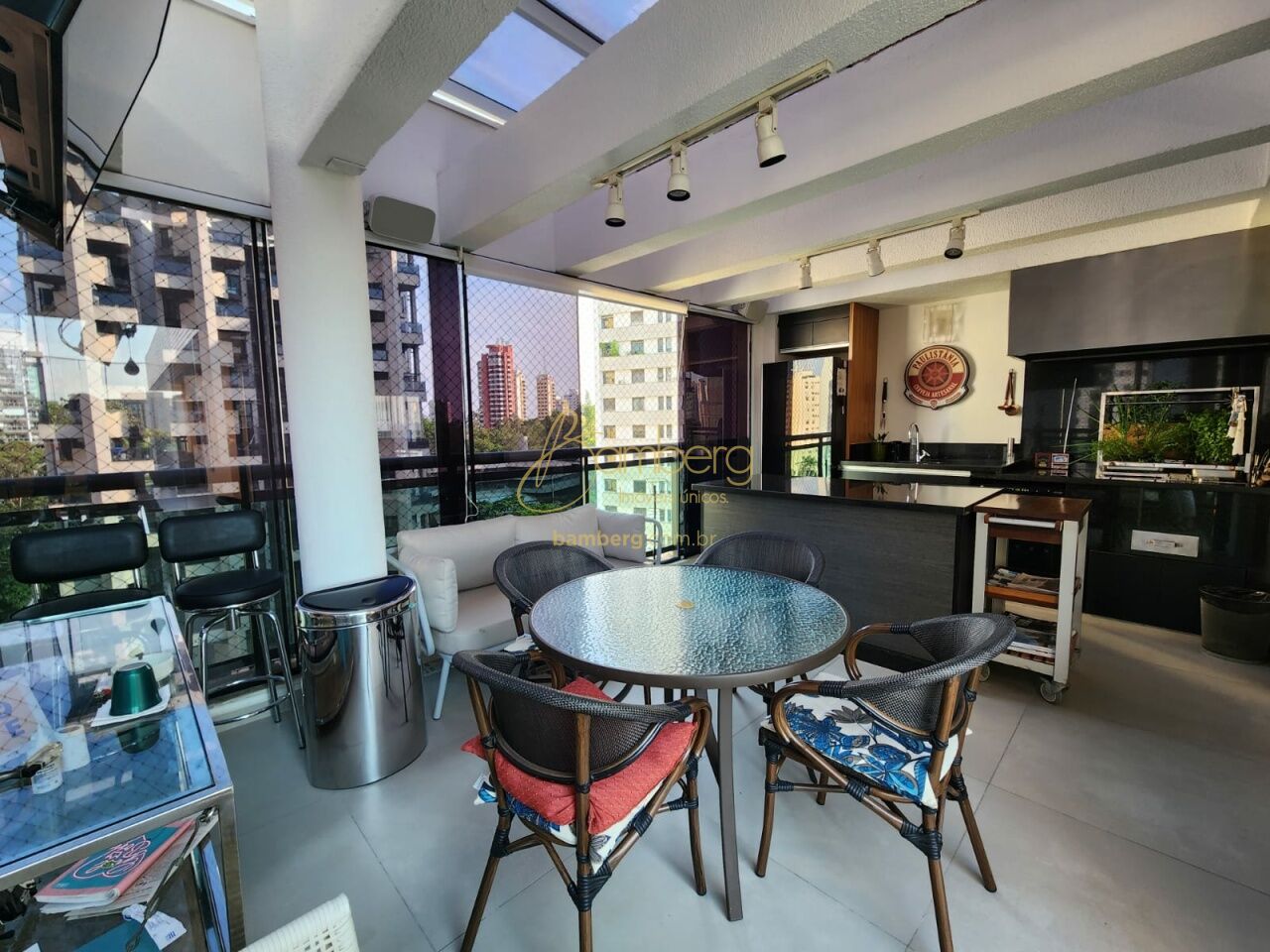 Apartamento no bairro Vila Suzana - São Paulo