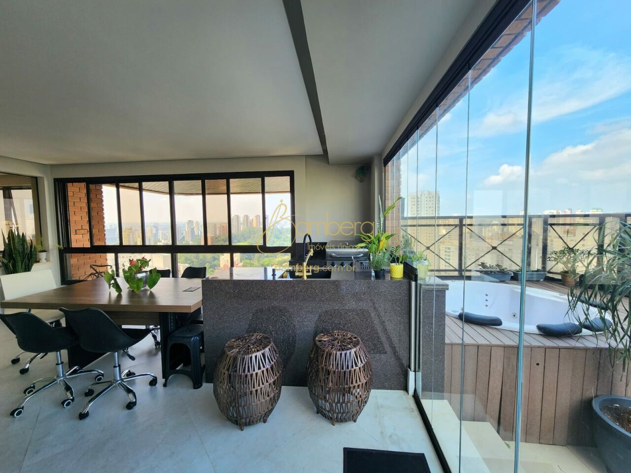 Apartamento no bairro Morumbi - São Paulo
