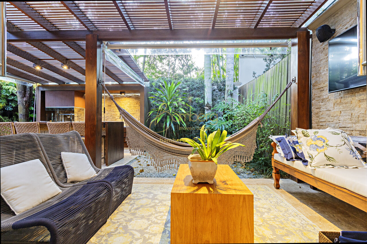 Casa no bairro Real Parque - São Paulo