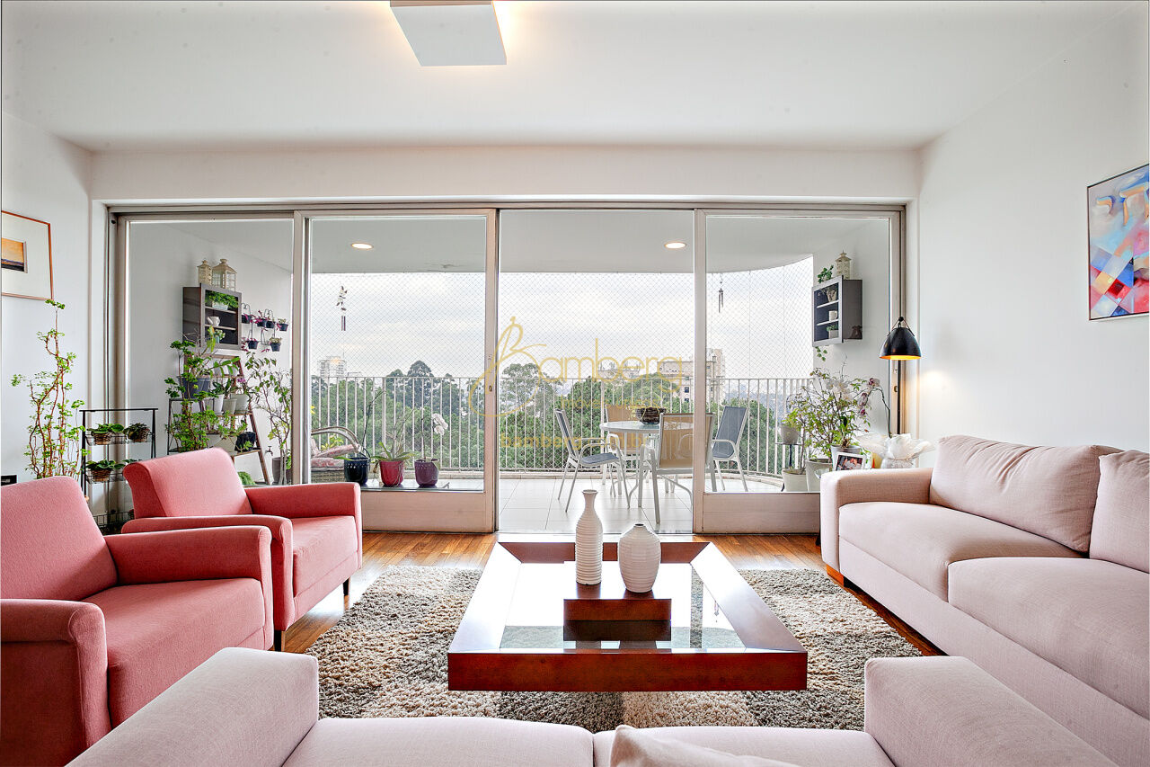 Apartamento no bairro Morumbi - São Paulo