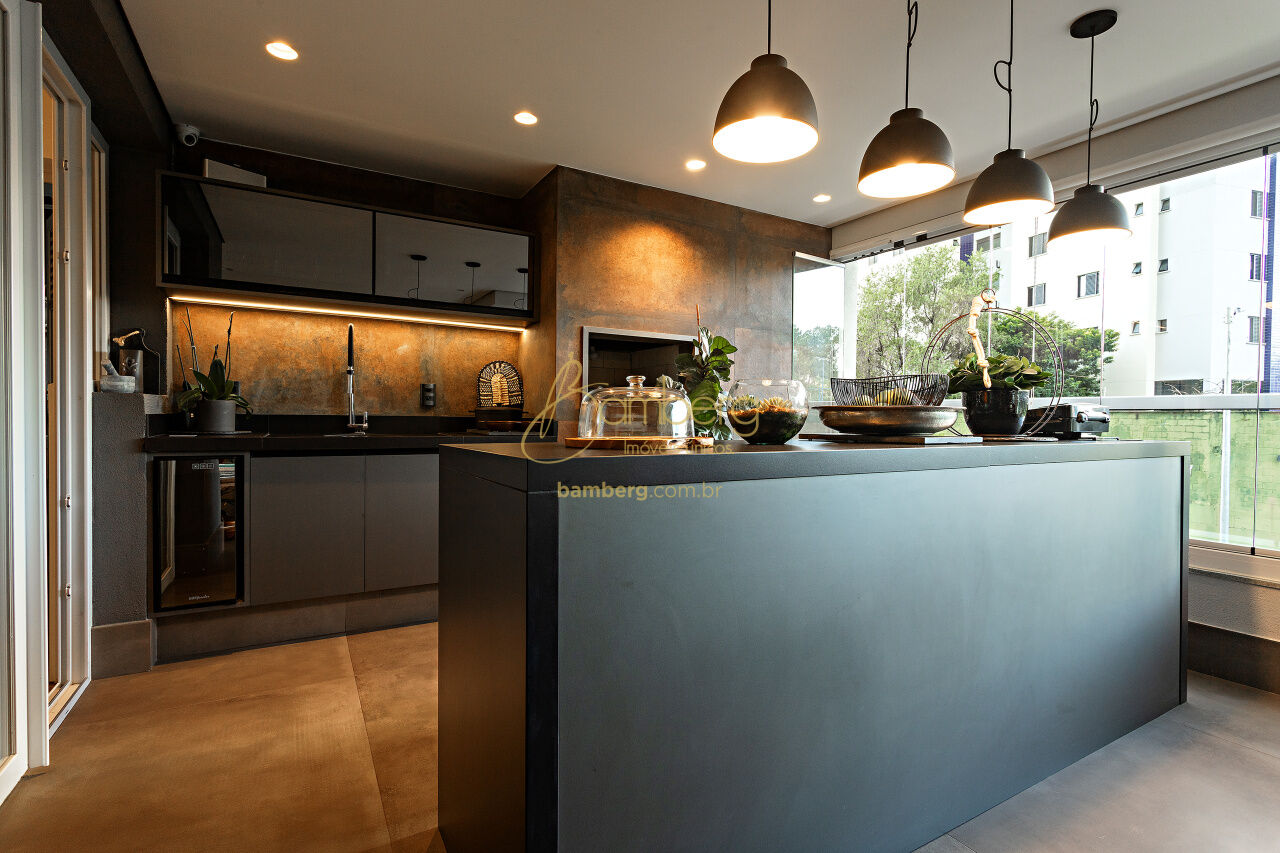 Apartamento no bairro Chácara Santo Antônio  - São Paulo