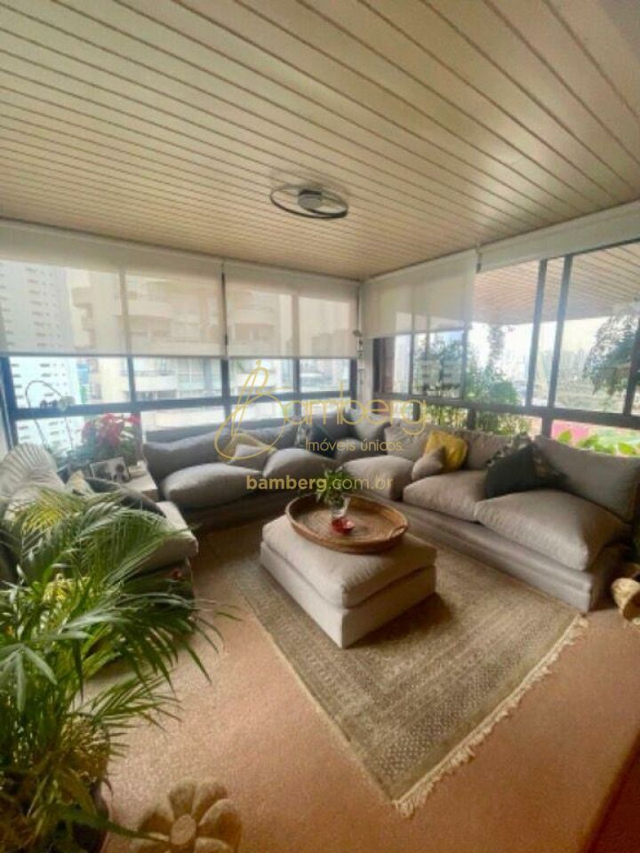 Apartamento no bairro Real Parque - São Paulo