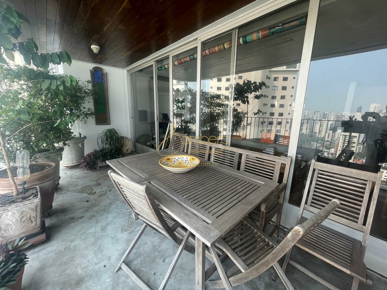 Apartamento no bairro Morumbi - São Paulo