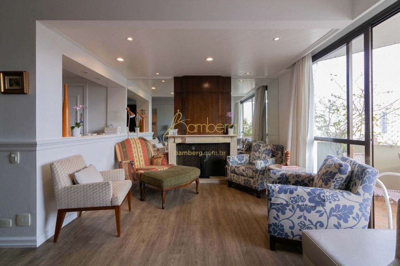 Apartamento no bairro Moema - São Paulo