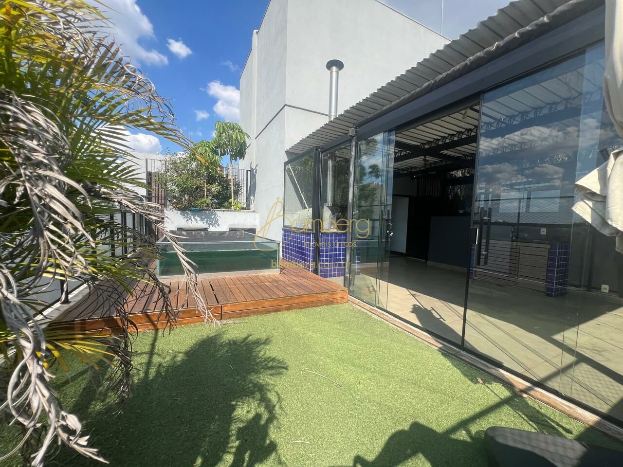 Apartamento no bairro Vila Suzana - São Paulo