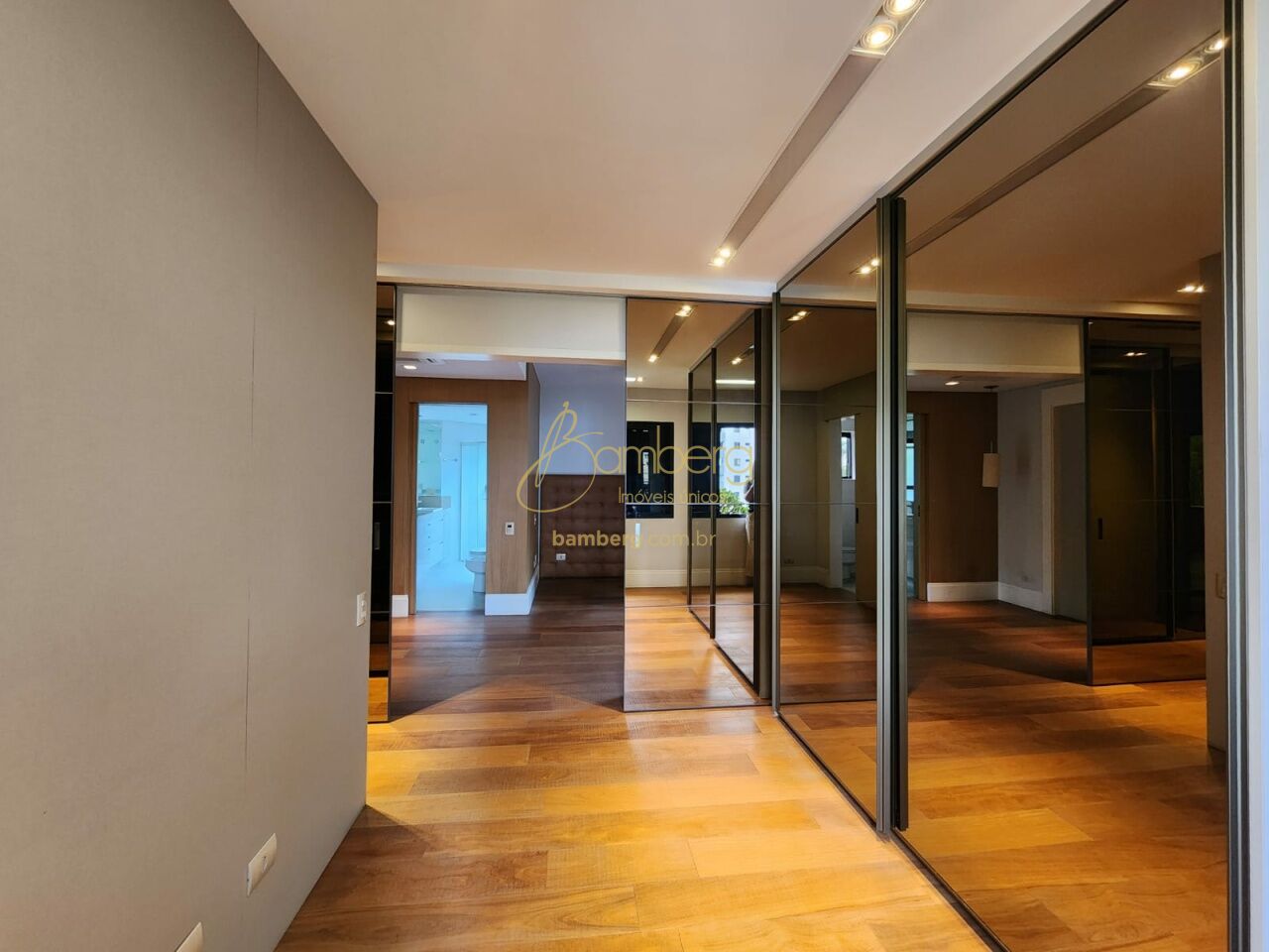 Apartamento no bairro Vila Andrade - São Paulo