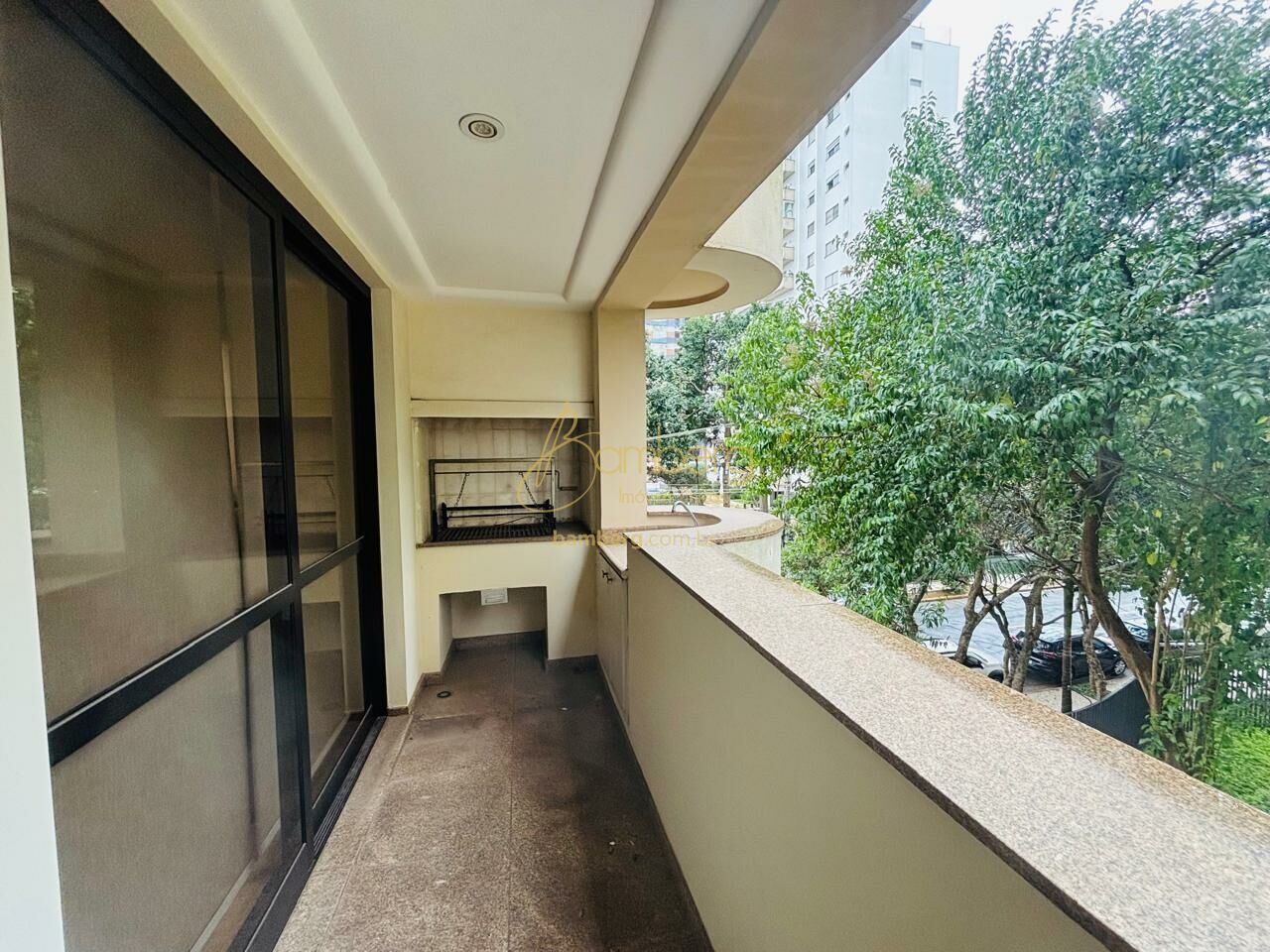 Apartamento no bairro Campo Belo - São Paulo