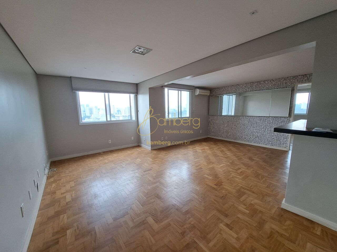 Apartamento no bairro Granja Julieta - São Paulo