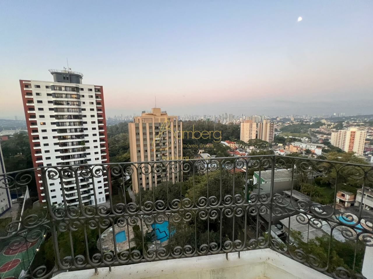 Apartamento no bairro Vila Indiana - São Paulo